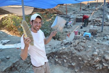 Penn State Student Digging (2)